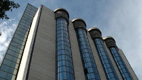 deputatlar tijorat banklarida mb vakilining bocabblishiga qarshi 660ba9ccddc60