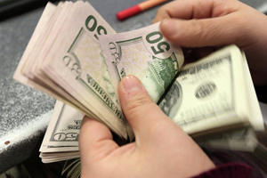 mb aholi bir haftada banklarga 200 million aqsh dollari topshirdi 660bd05cbdabd